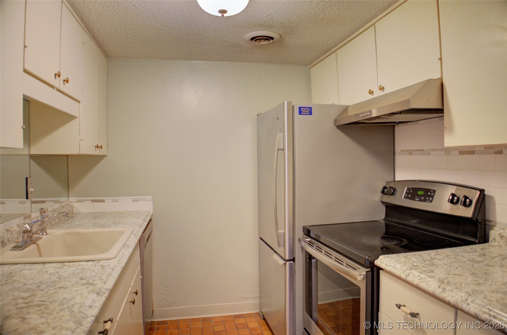 1502 S Boulder Avenue 18a Property Photo 10