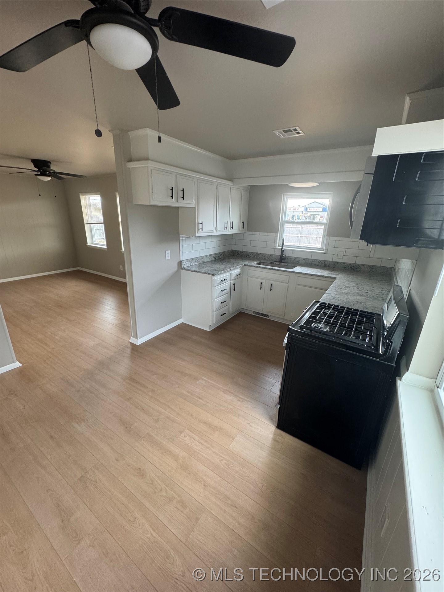 809 W Galveston Street Property Photo 2