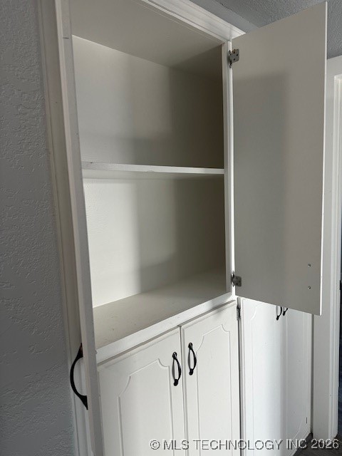 401 W H Avenue Property Photo 18