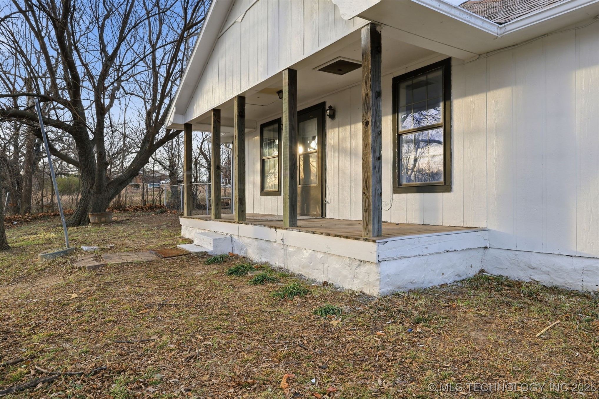 147 E Dale Street Property Photo 2