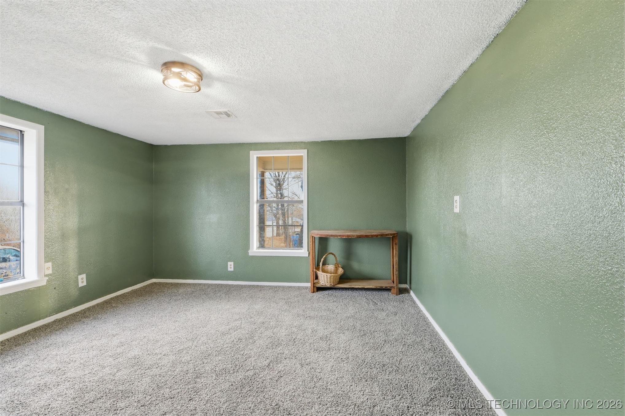 147 E Dale Street Property Photo 17