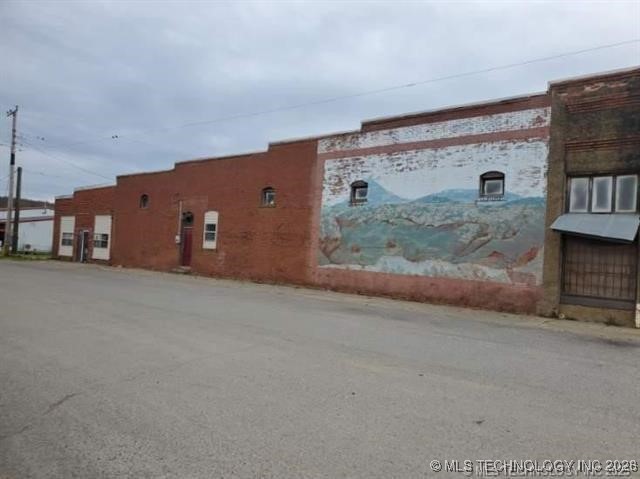 1101 W Main Street Property Photo 3