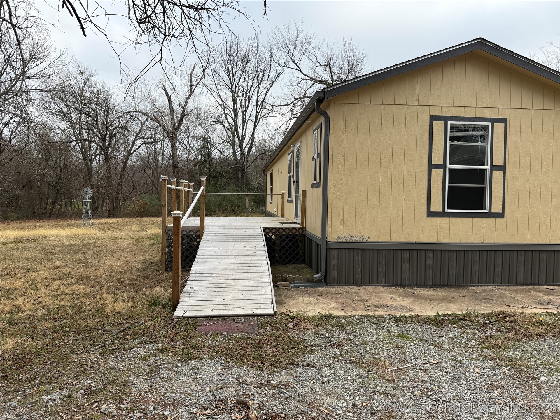 1489 Forest Lane Property Photo 4