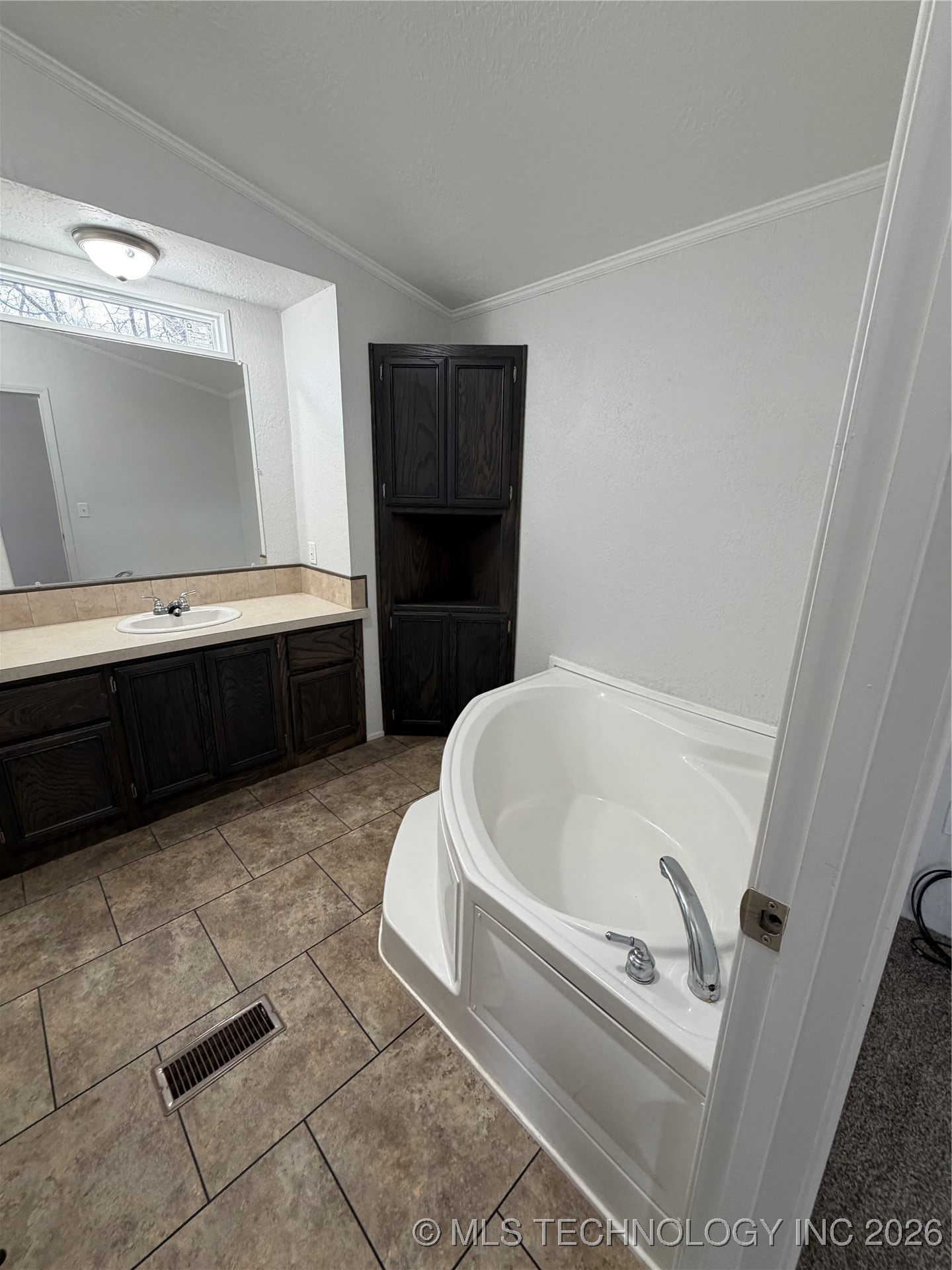 1489 Forest Lane Property Photo 11