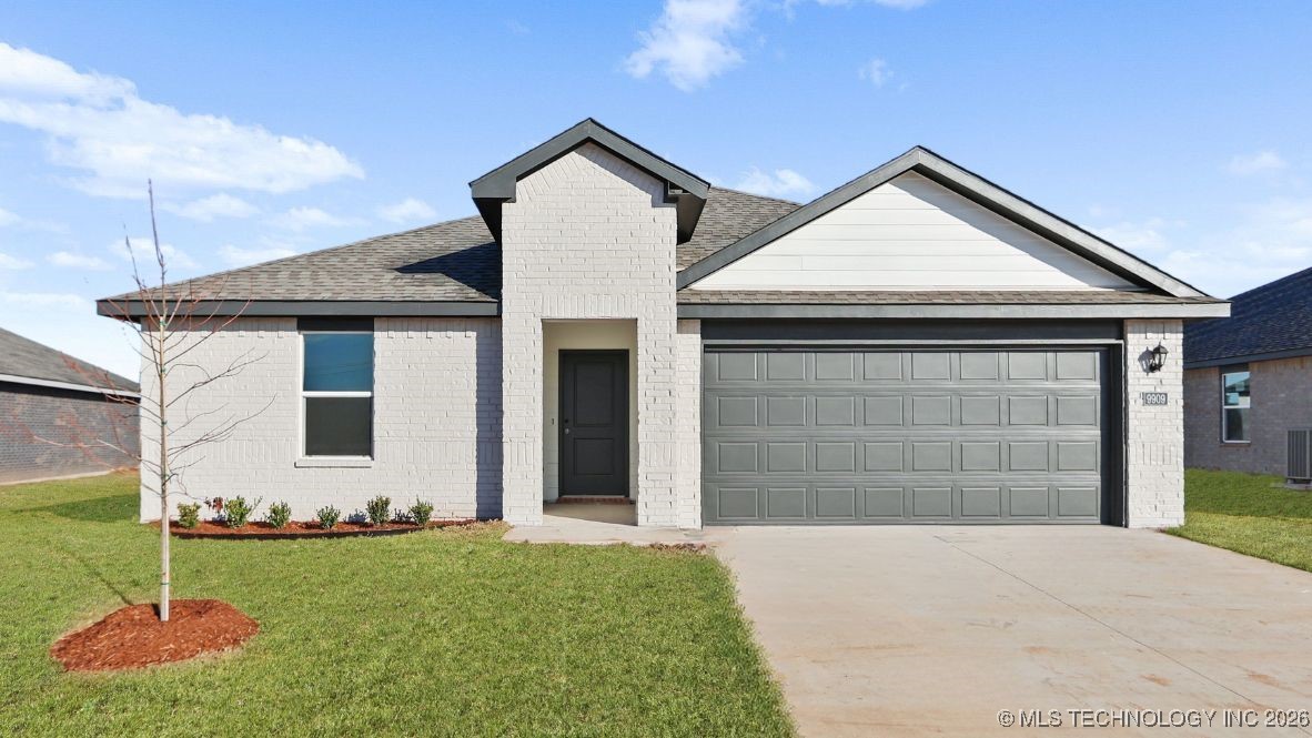 9909 E 135th Street S Property Photo 1