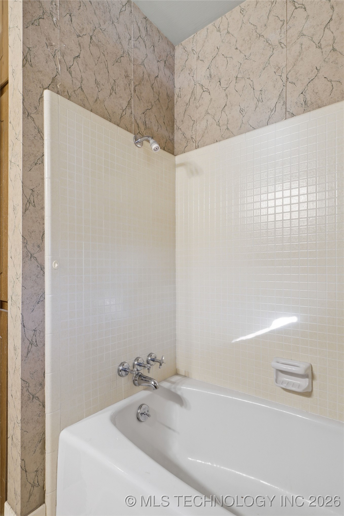 5680 S Boston Avenue Property Photo 18