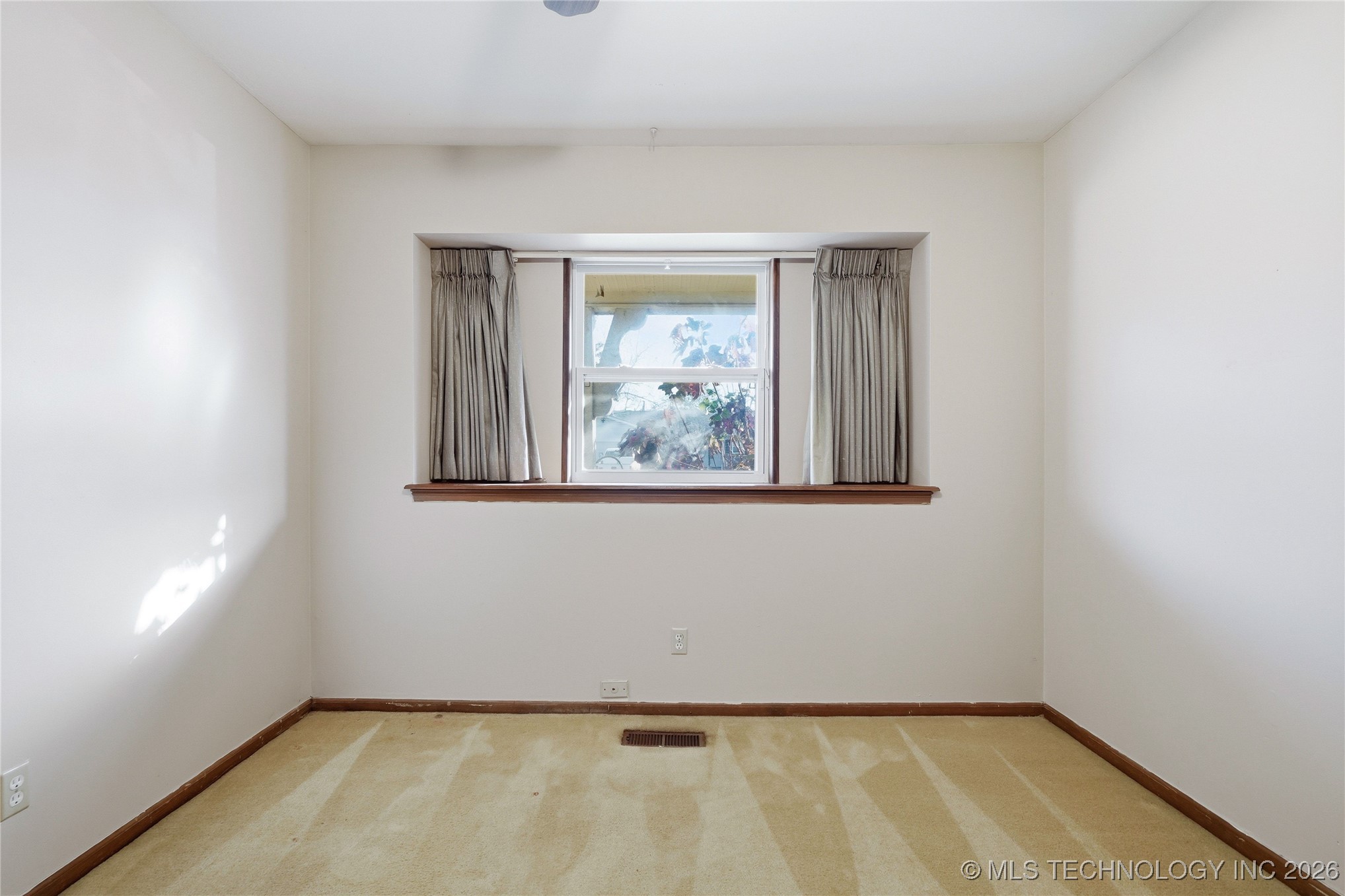 5680 S Boston Avenue Property Photo 21