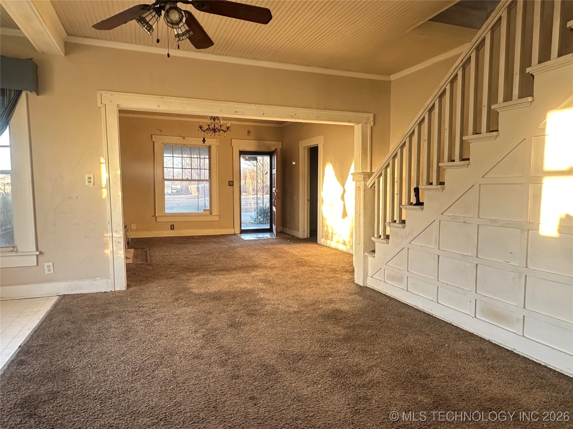 1002 E 3rd Street Property Photo 5