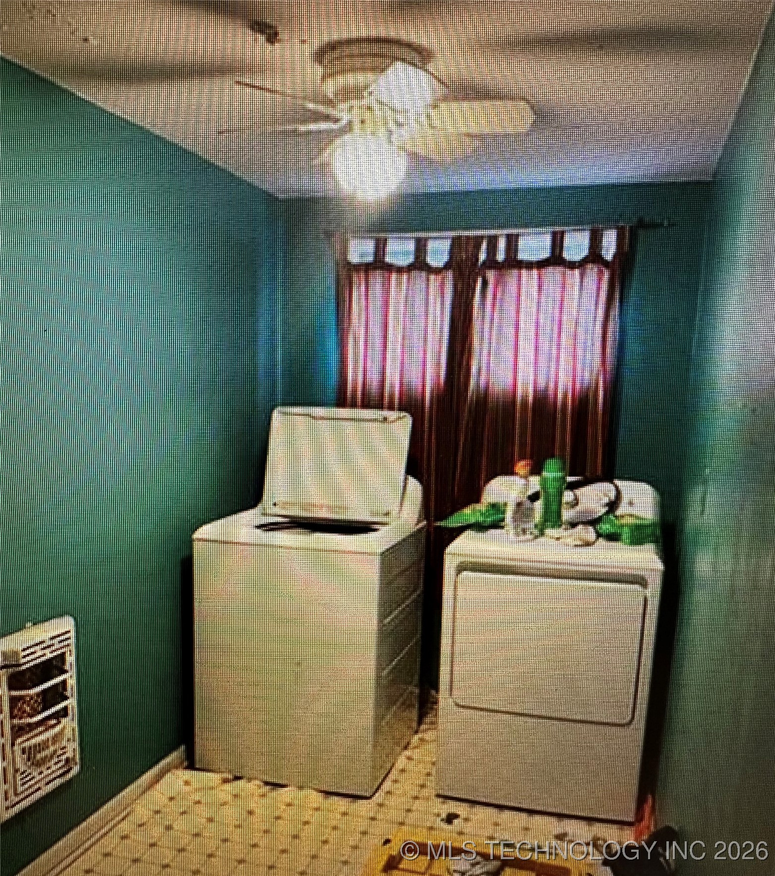 1002 E 3rd Street Property Photo 12