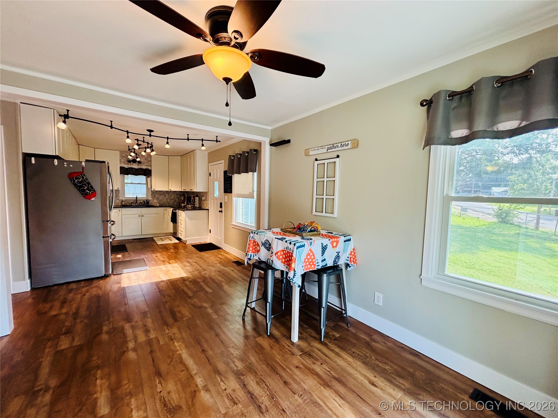 401 High Street Property Photo 11