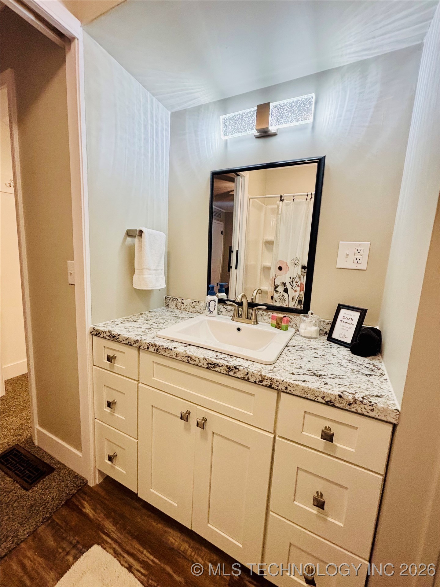 401 High Street Property Photo 21