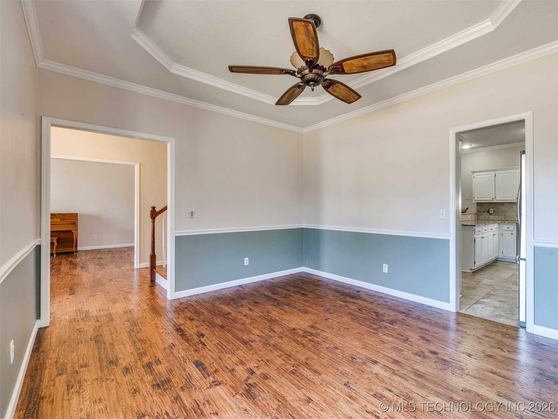 1004 S Yellowood Avenue Property Photo 15