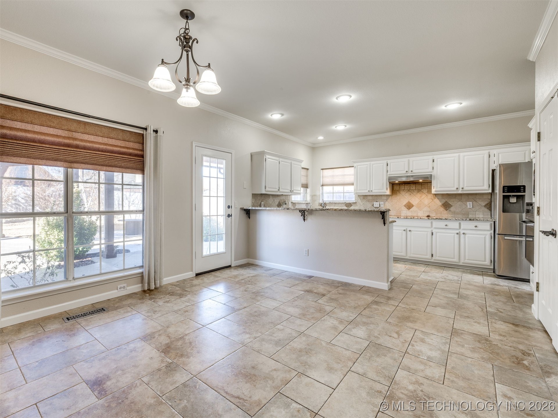 1004 S Yellowood Avenue Property Photo 26