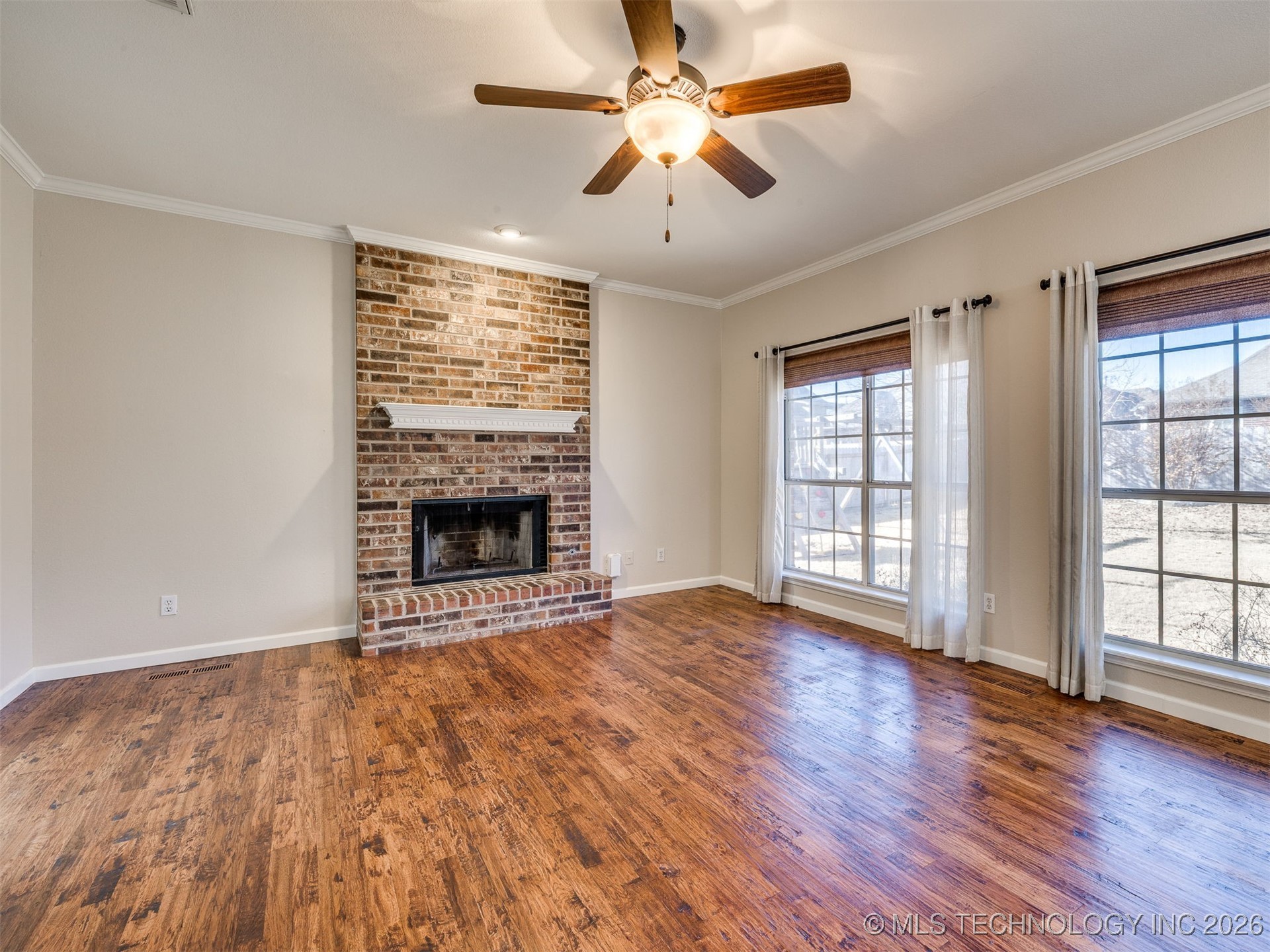 1004 S Yellowood Avenue Property Photo 27