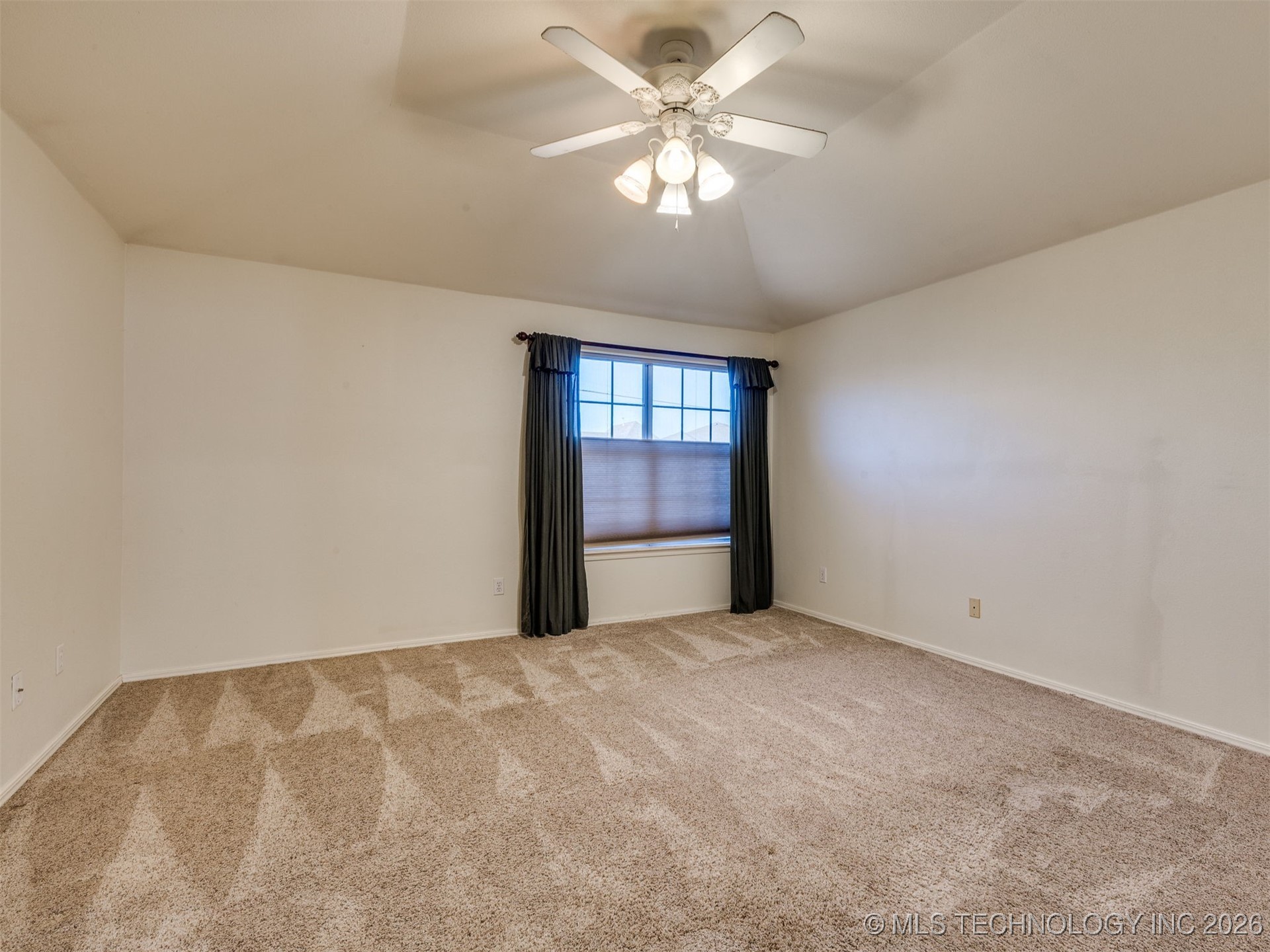 1004 S Yellowood Avenue Property Photo 33