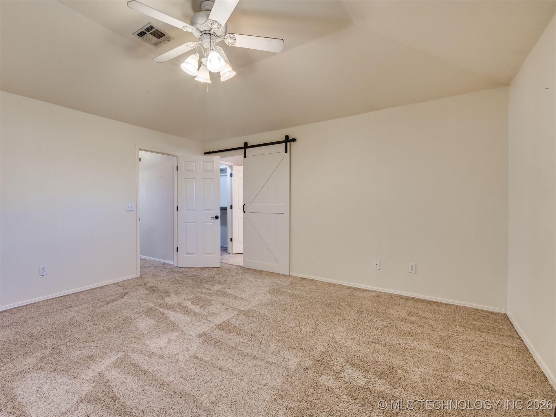 1004 S Yellowood Avenue Property Photo 35