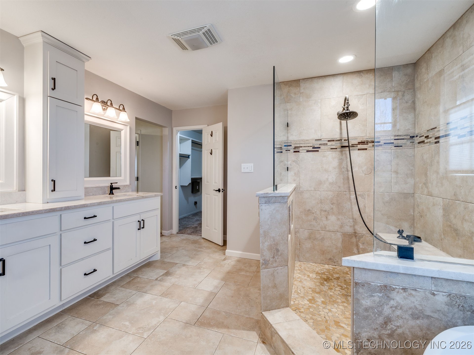 1004 S Yellowood Avenue Property Photo 40