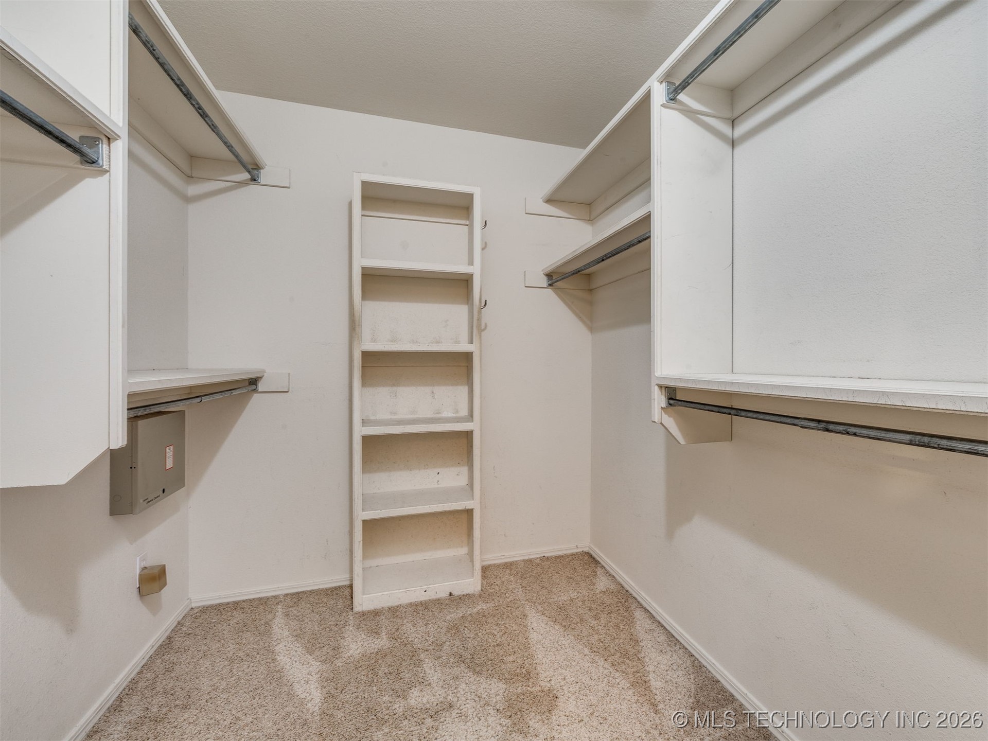 1004 S Yellowood Avenue Property Photo 44