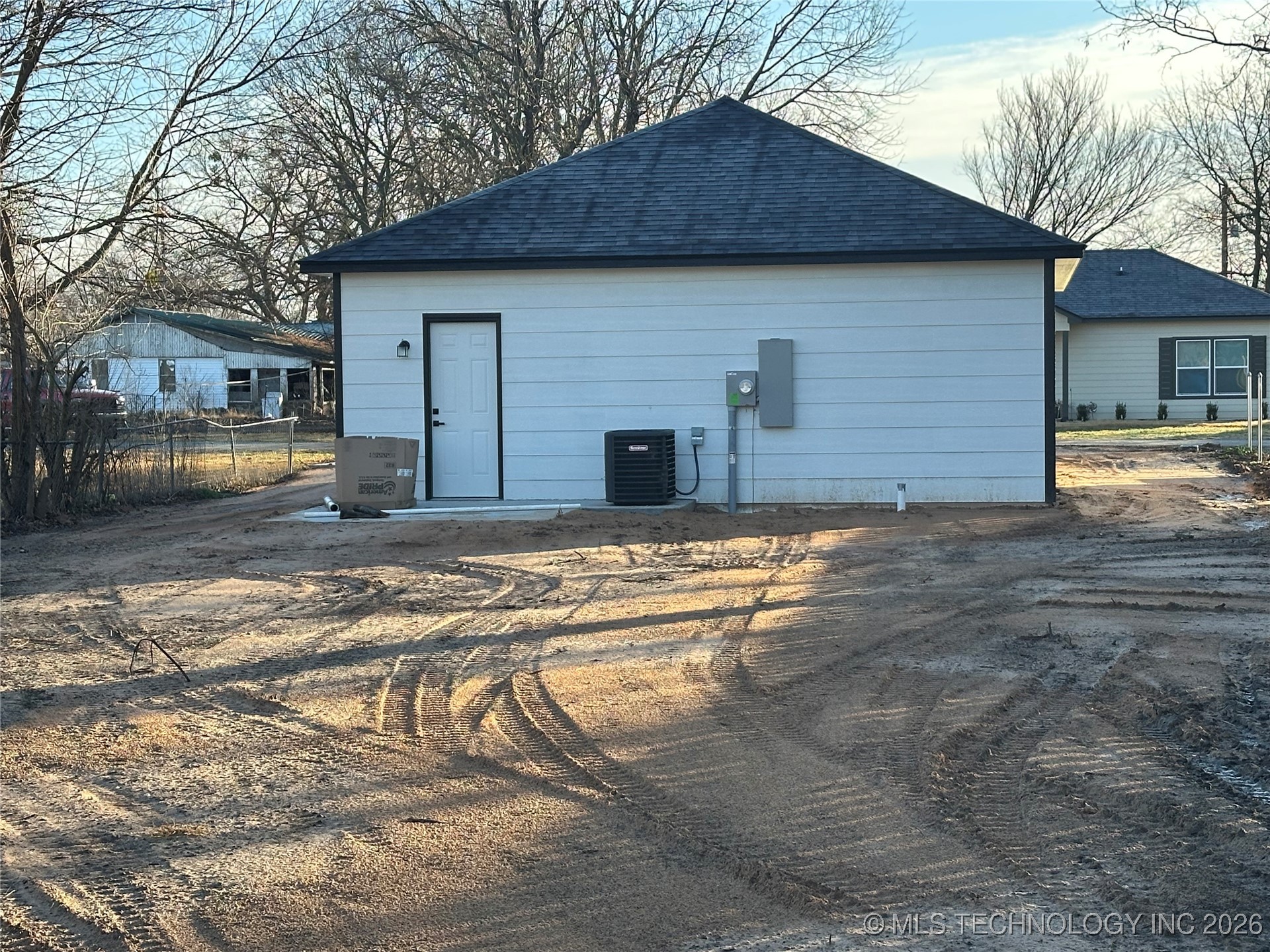 511 S Creek Avenue Property Photo 16