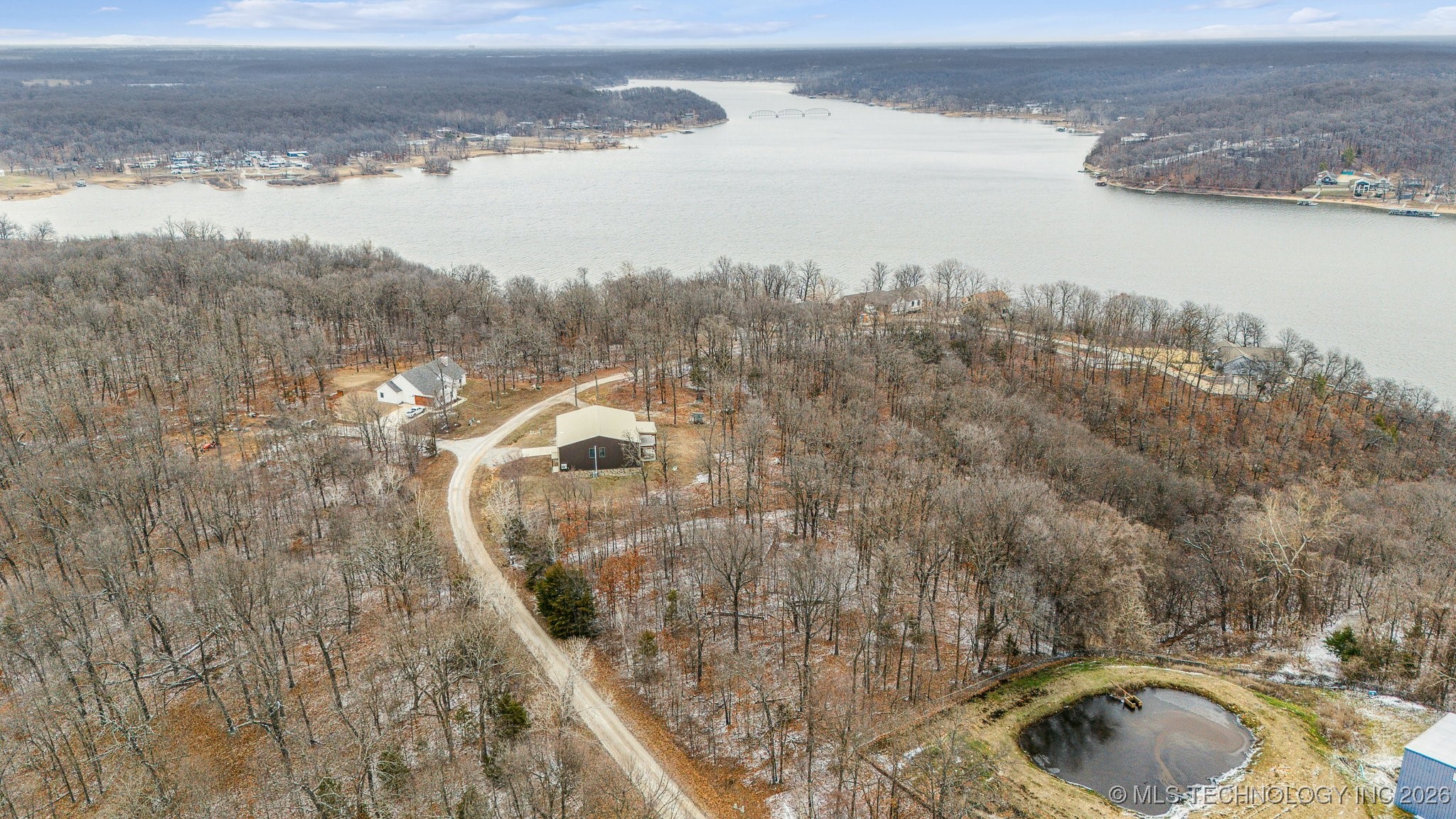 Eagle Crest Drive Property Photo 5