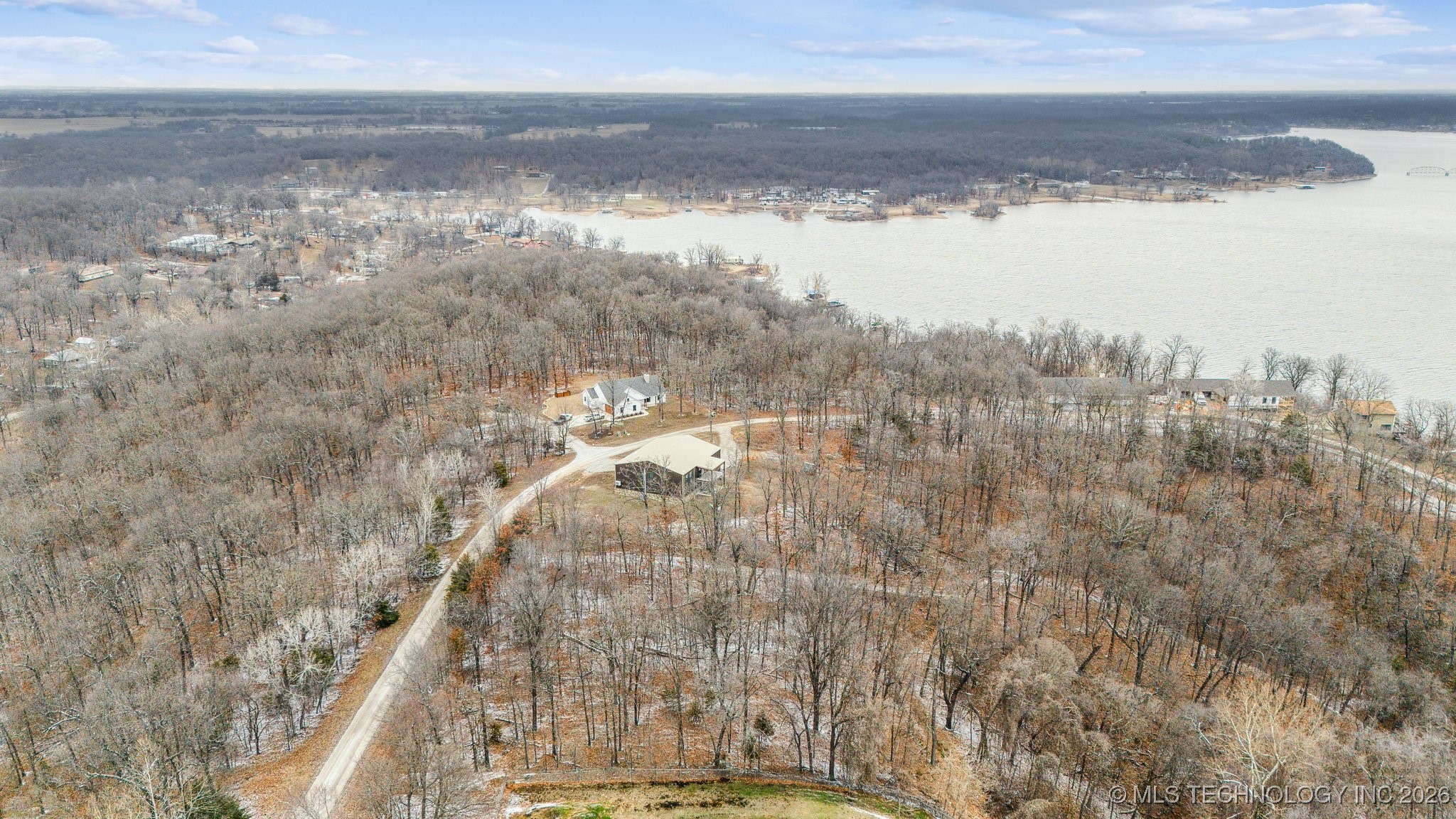 Eagle Crest Drive Property Photo 6