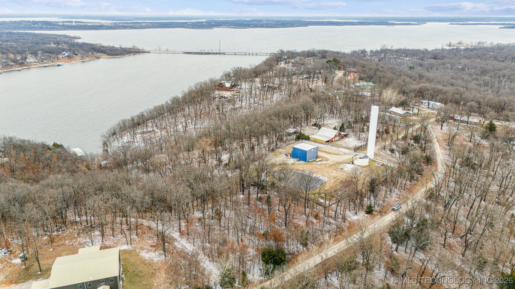 Eagle Crest Drive Property Photo 7