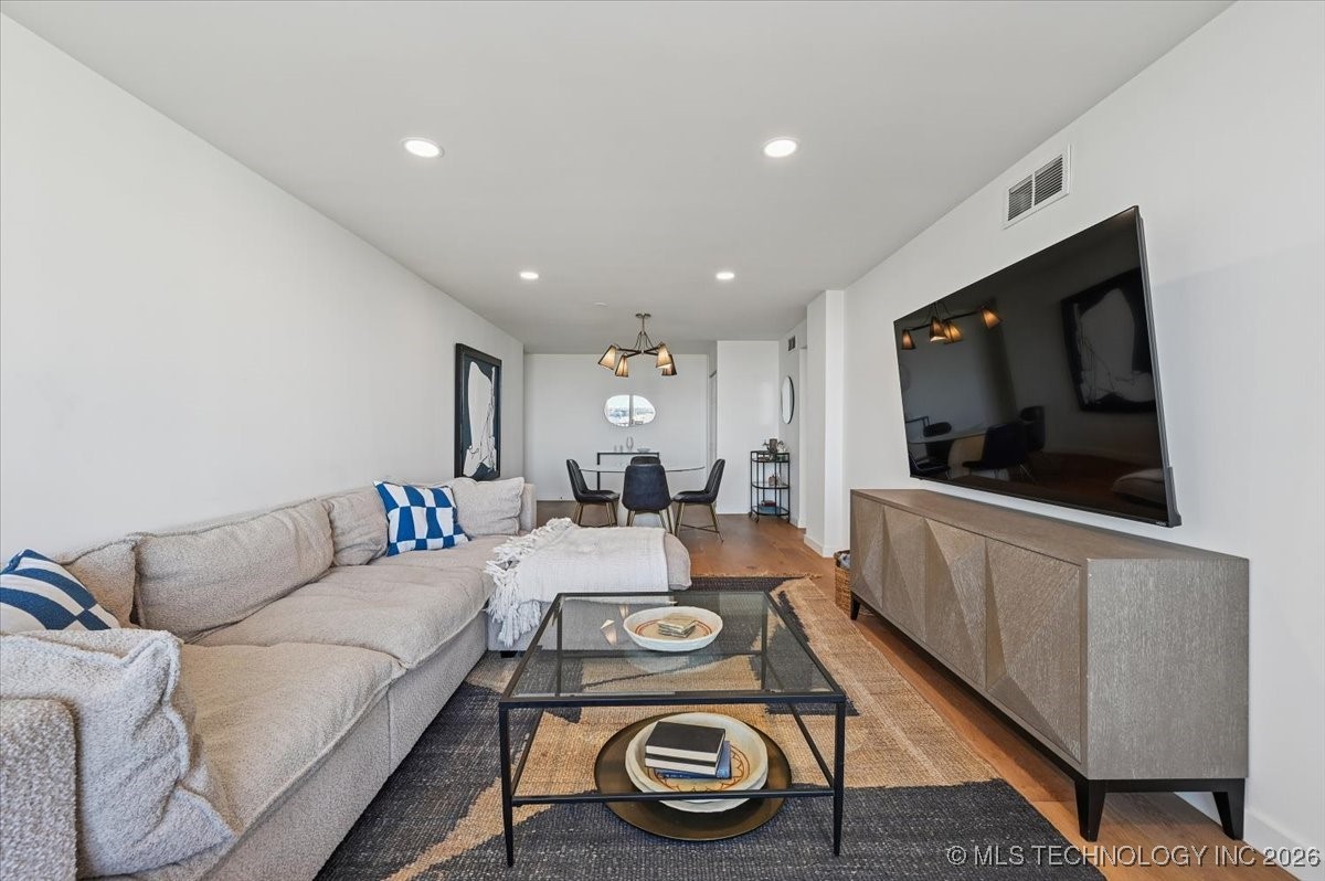 1502 S Boulder Avenue 17m Property Photo 10