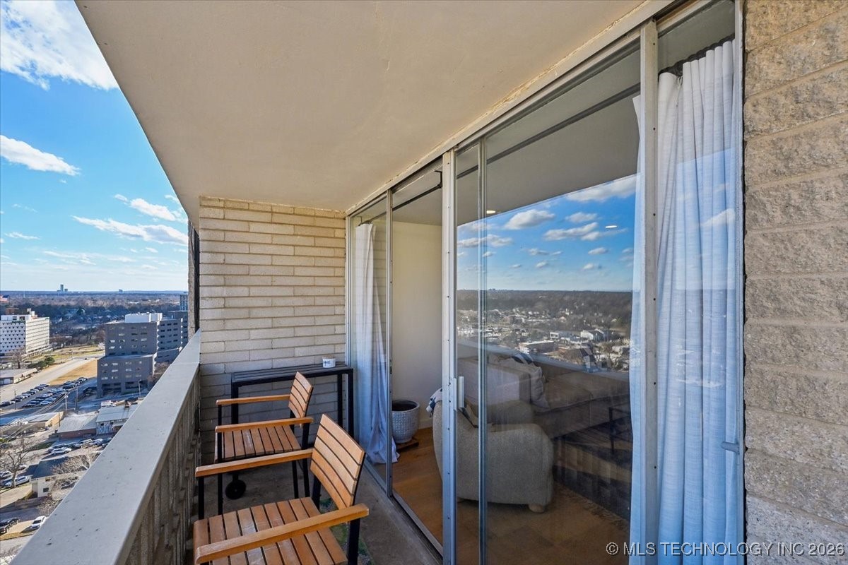 1502 S Boulder Avenue 17m Property Photo 16