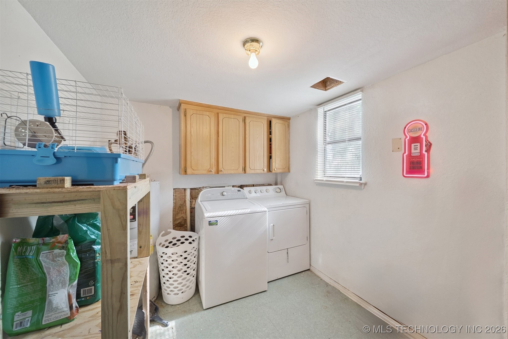 34 N Spruce Street Property Photo 11
