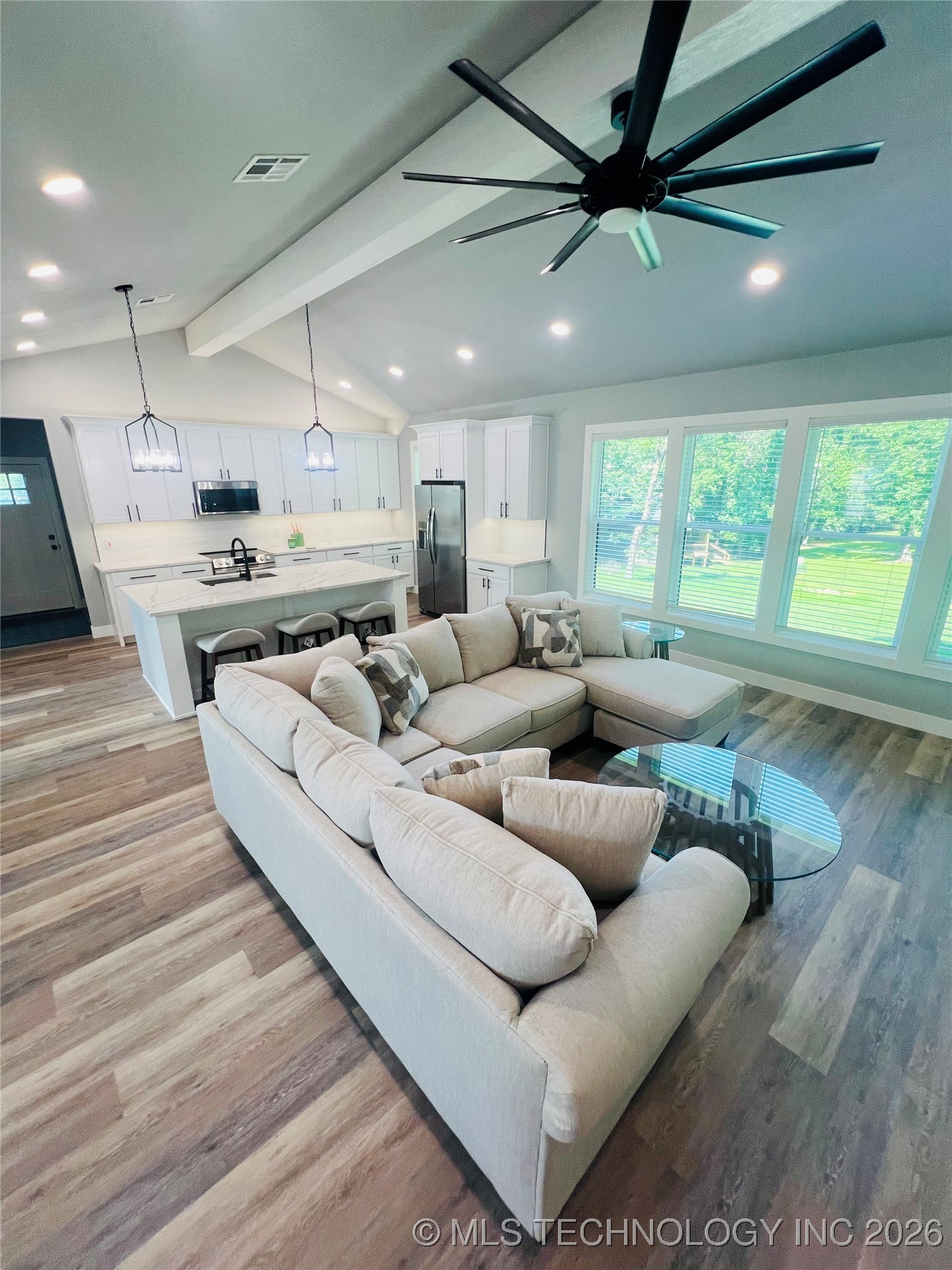 1 Port Duncan Boulevard Property Photo 2