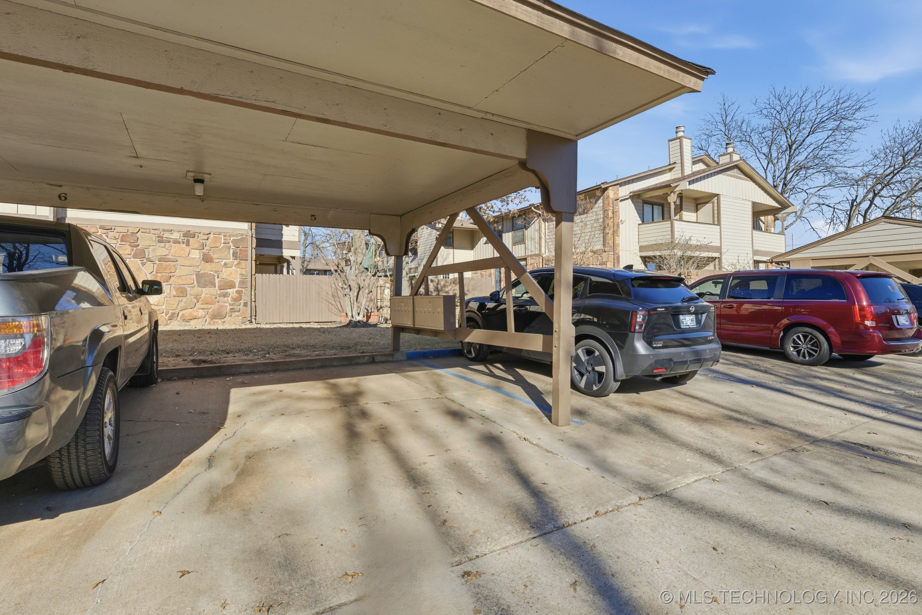 6514 S Memorial Drive J Property Photo 26