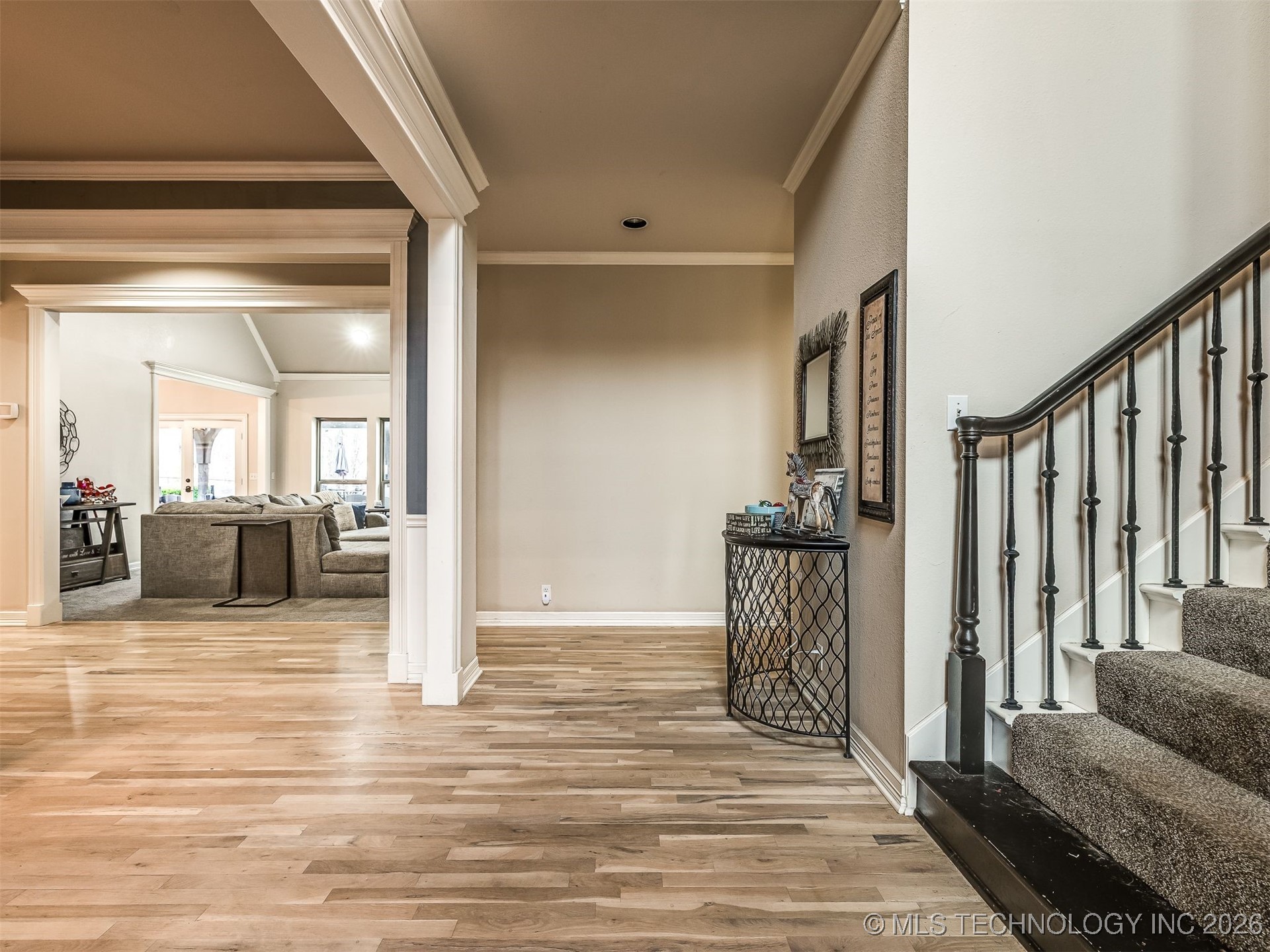 6301 S 5th Avenue Property Photo 11