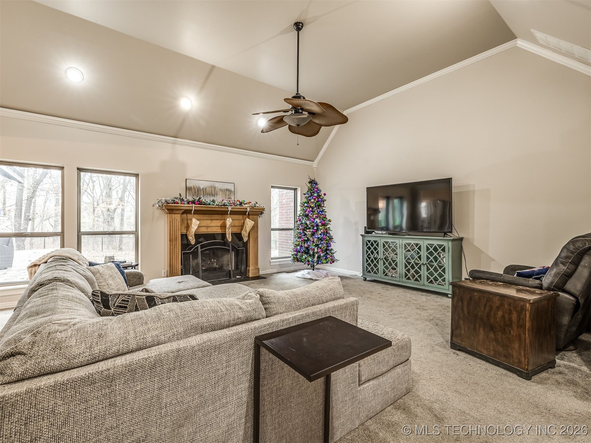 6301 S 5th Avenue Property Photo 18