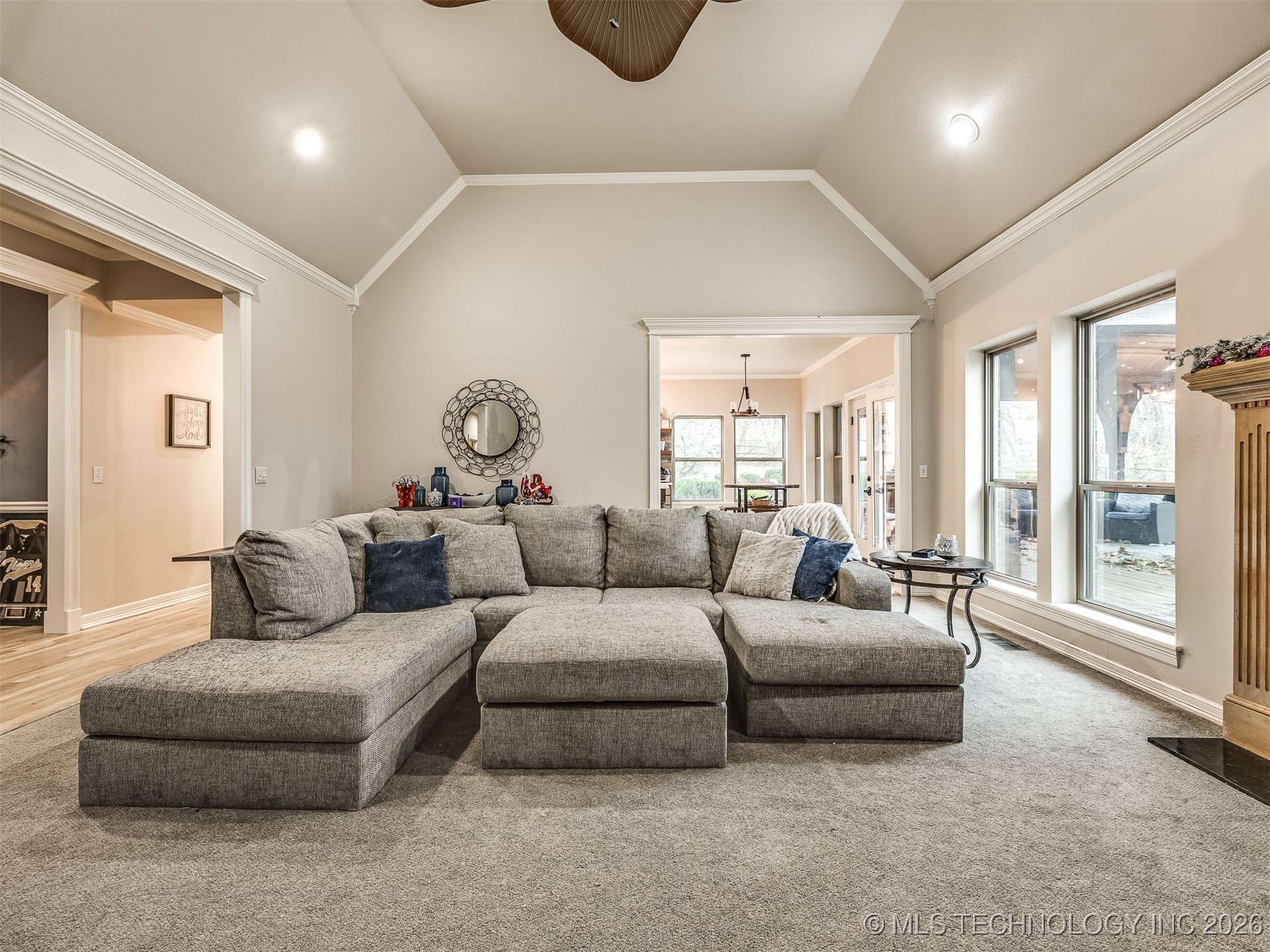 6301 S 5th Avenue Property Photo 20