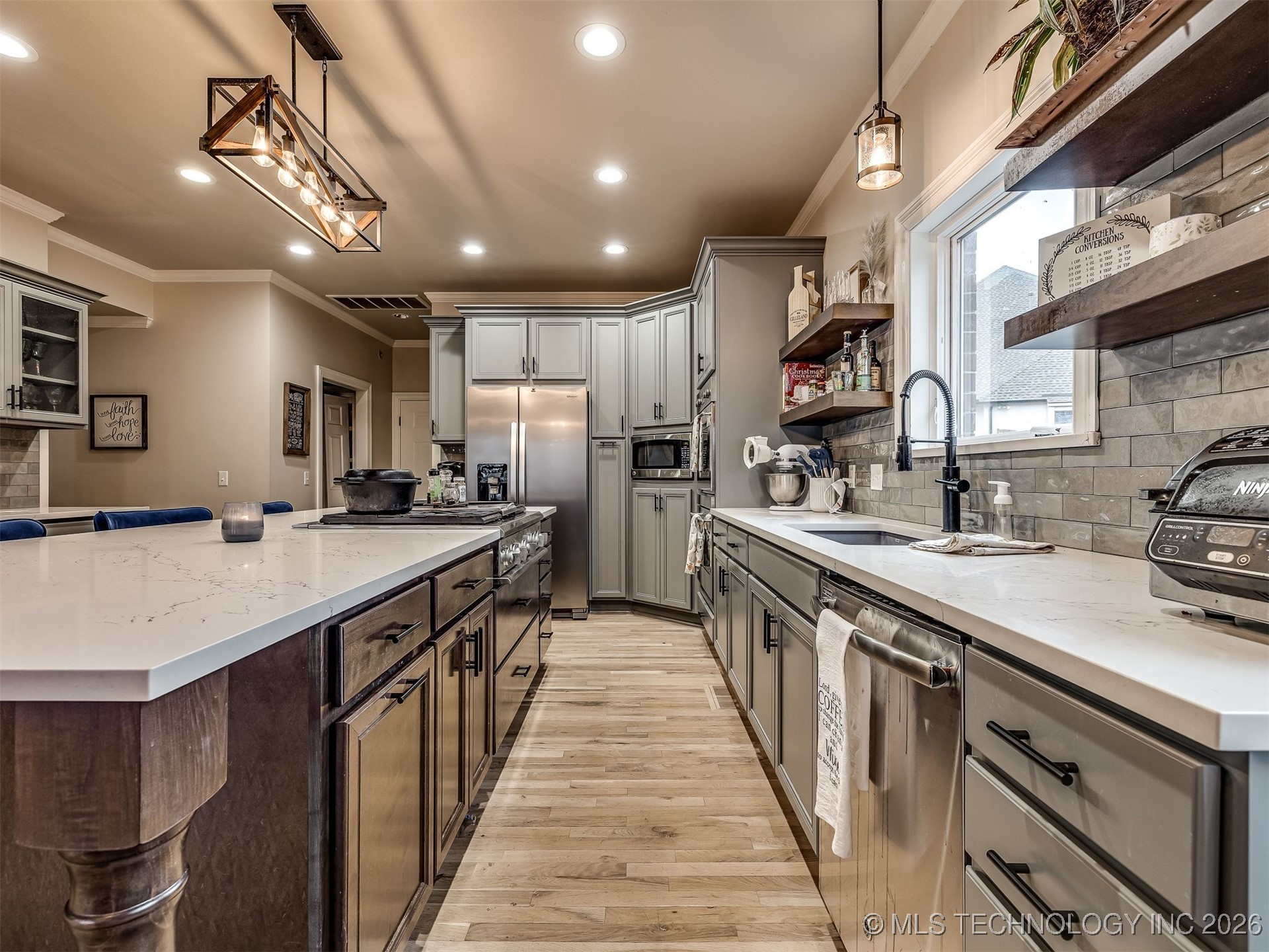 6301 S 5th Avenue Property Photo 27