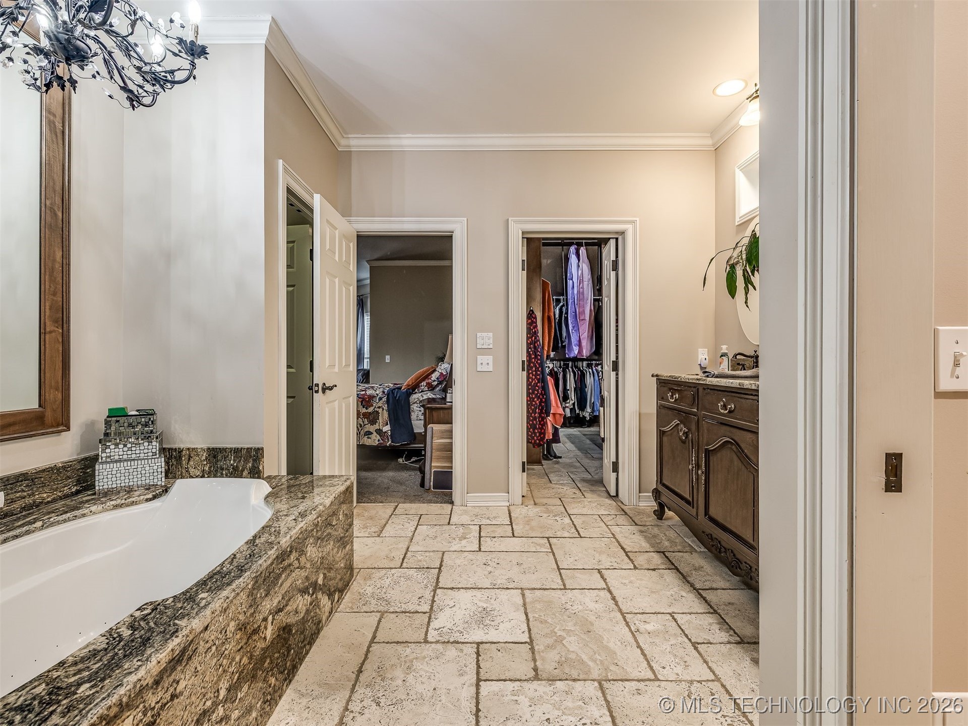 6301 S 5th Avenue Property Photo 41