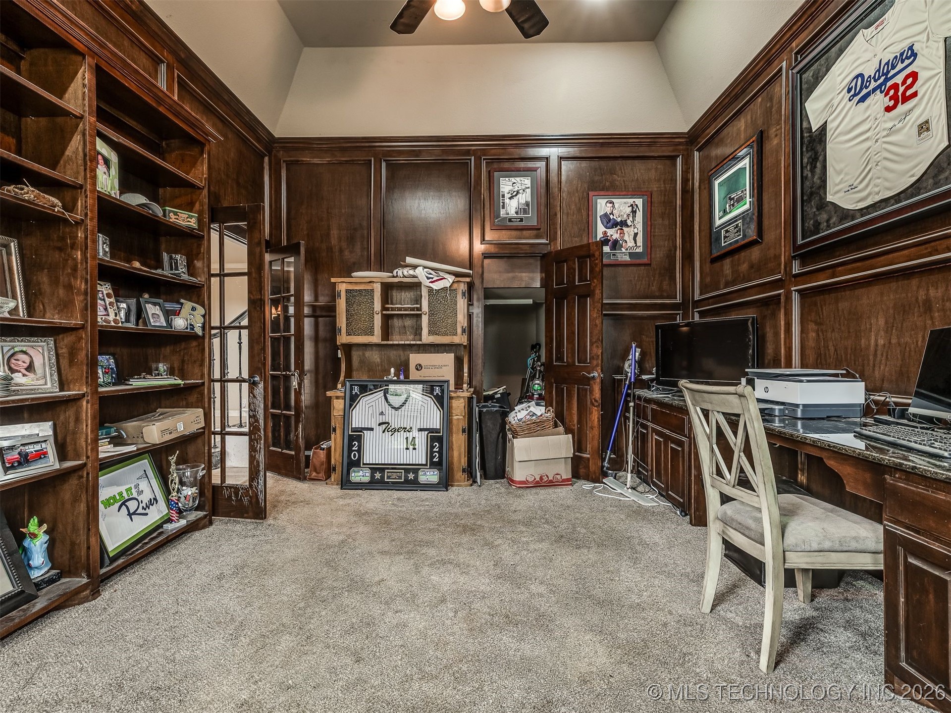 6301 S 5th Avenue Property Photo 49