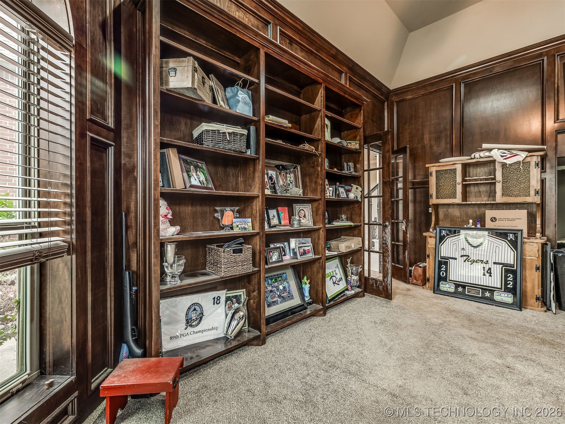 6301 S 5th Avenue Property Photo 50