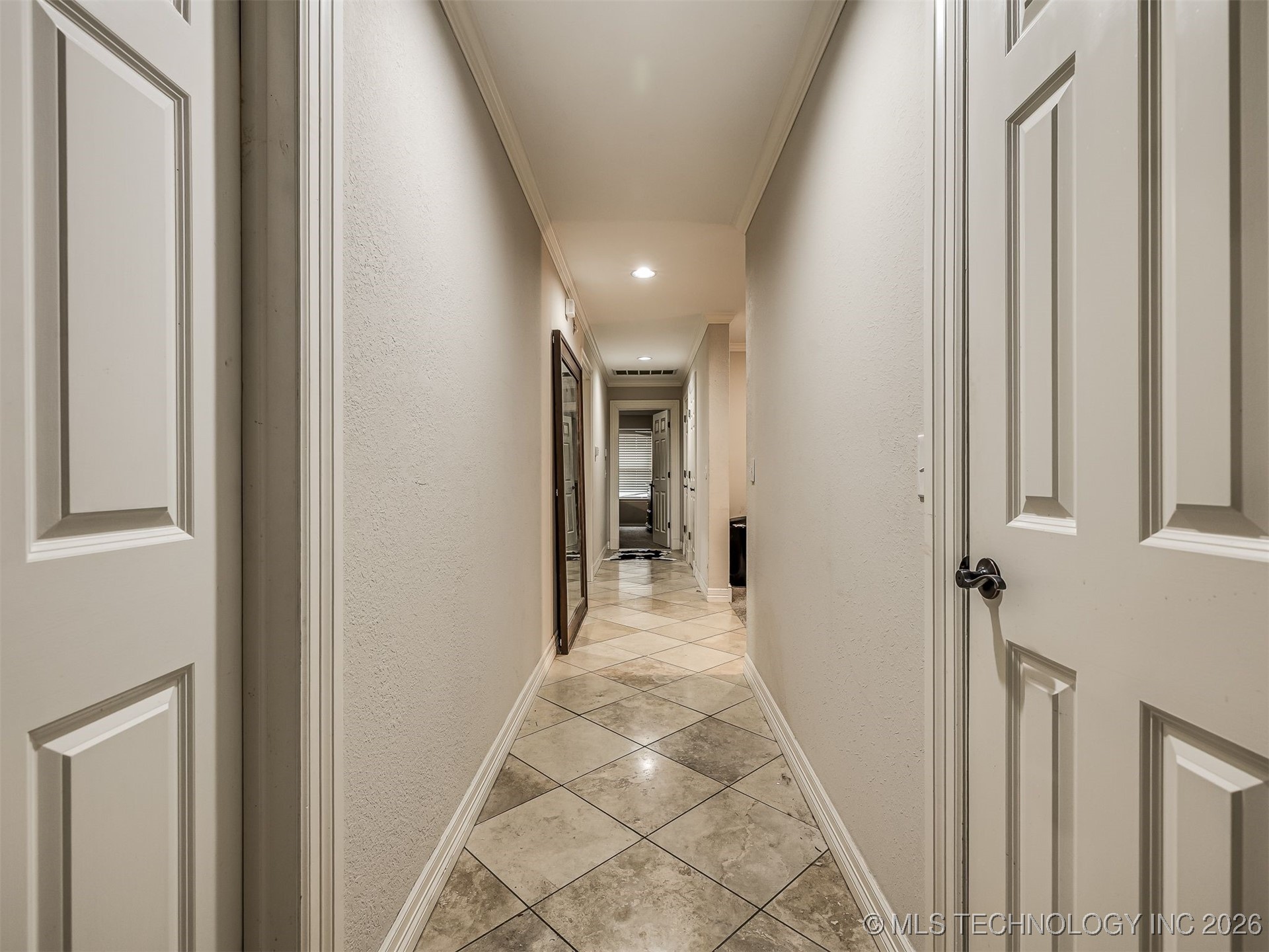 6301 S 5th Avenue Property Photo 54