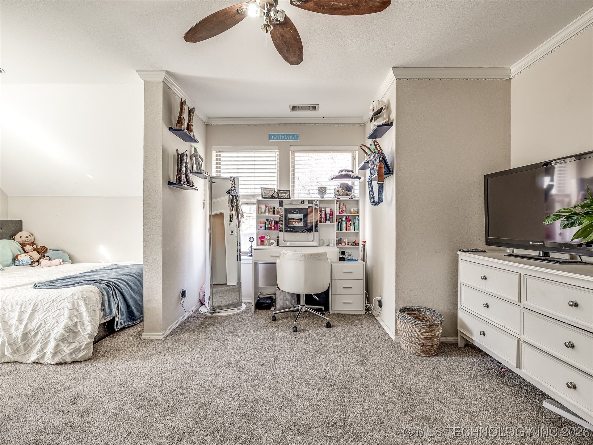 6301 S 5th Avenue Property Photo 57