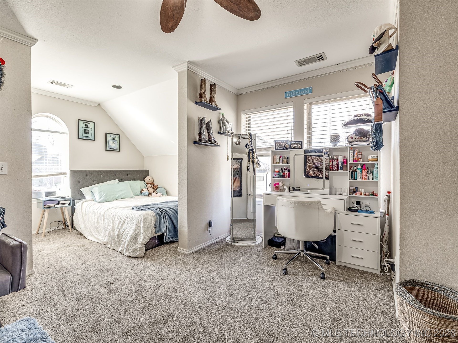 6301 S 5th Avenue Property Photo 58