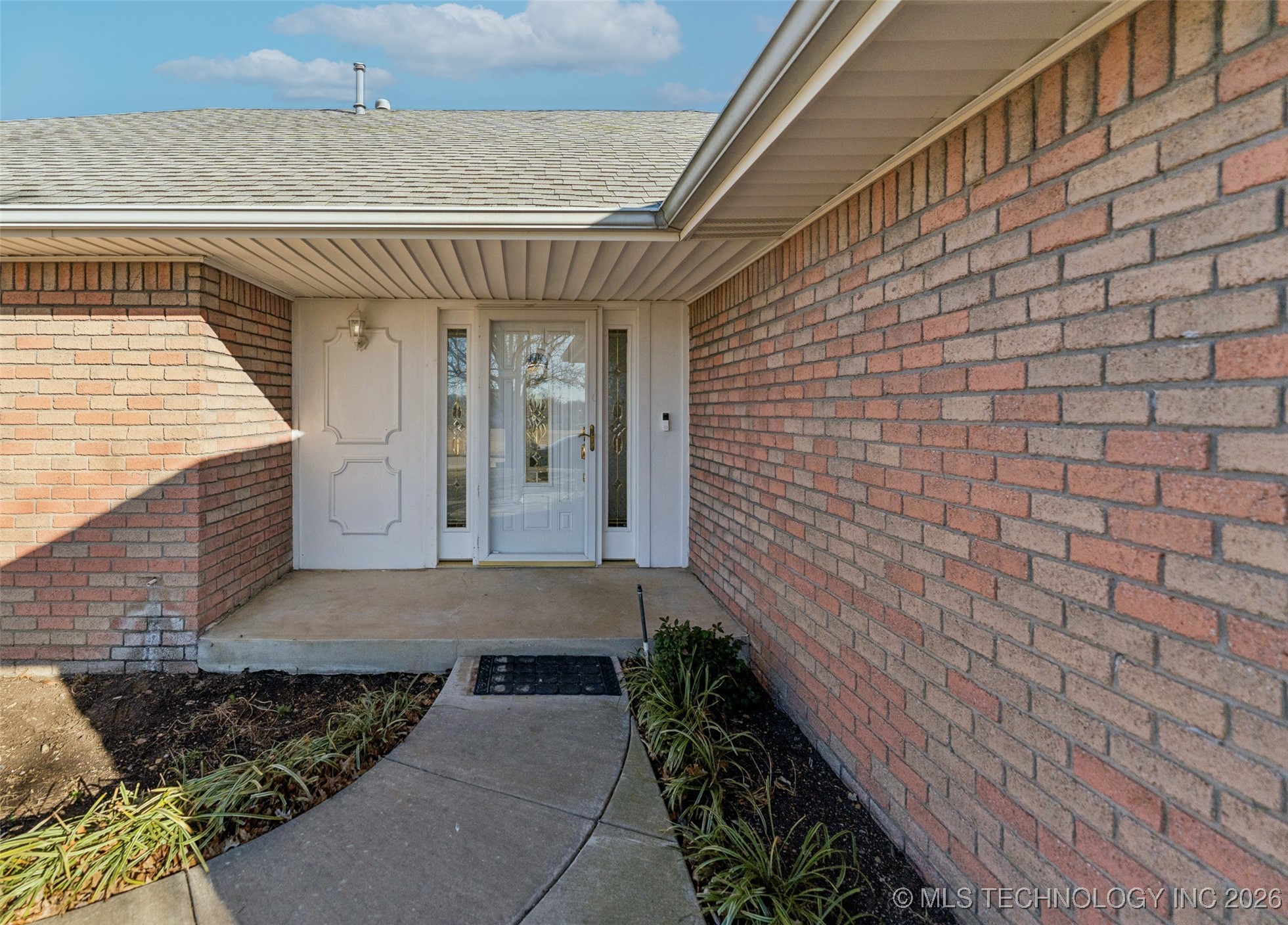 612 Westwood Drive Property Photo 6