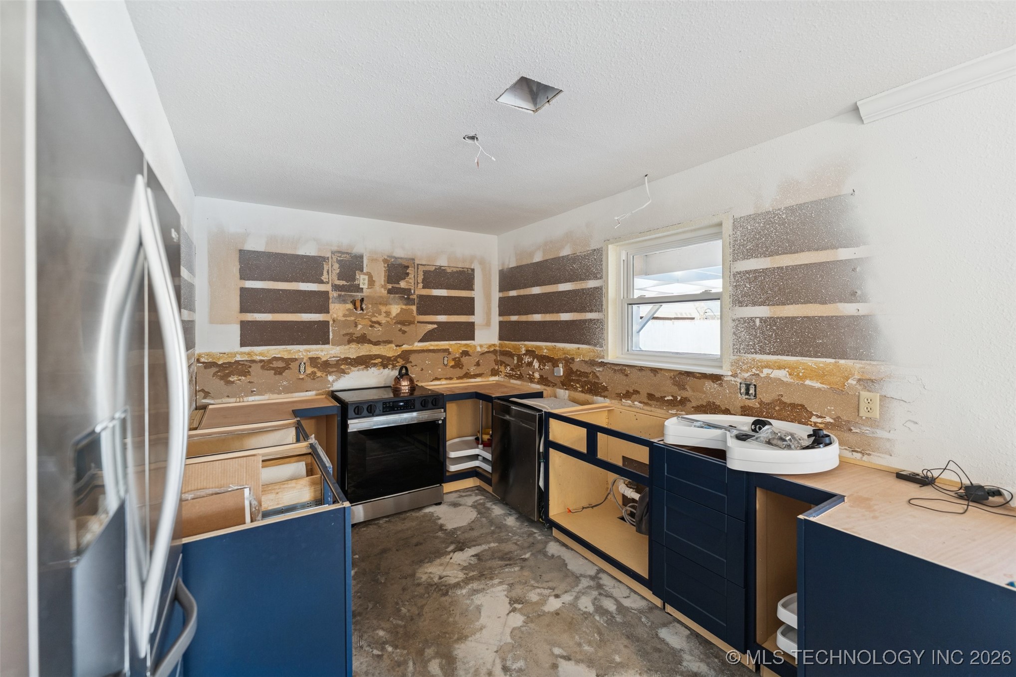 612 Westwood Drive Property Photo 14