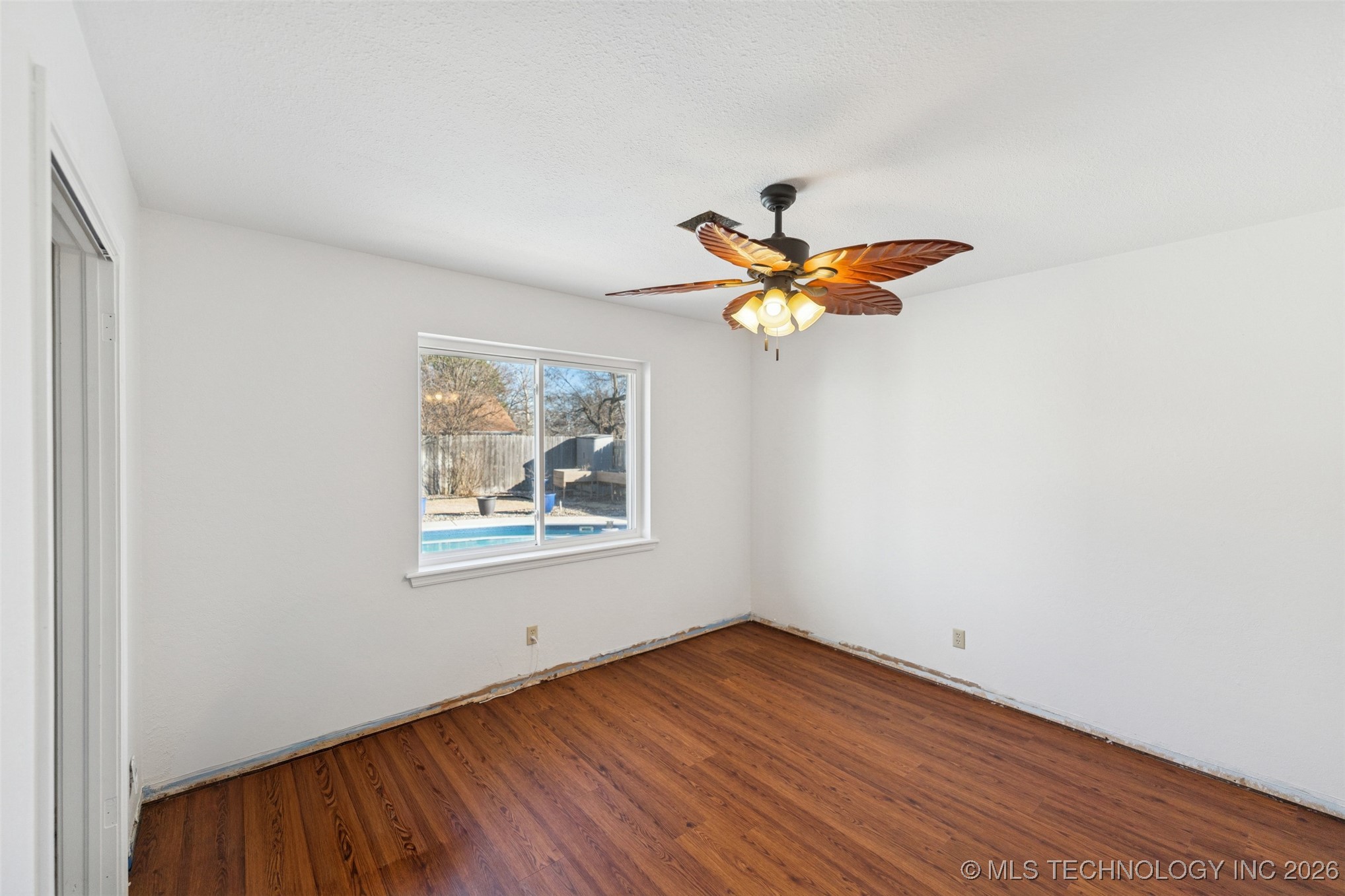 612 Westwood Drive Property Photo 16