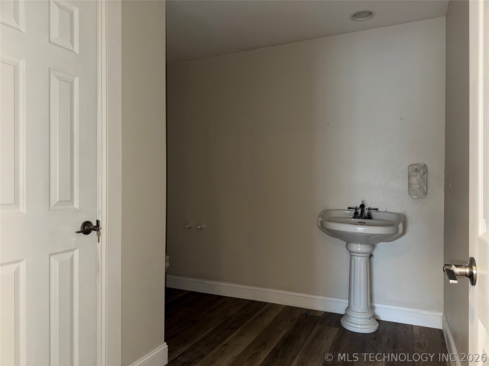 719 E 141st Street C Property Photo 7