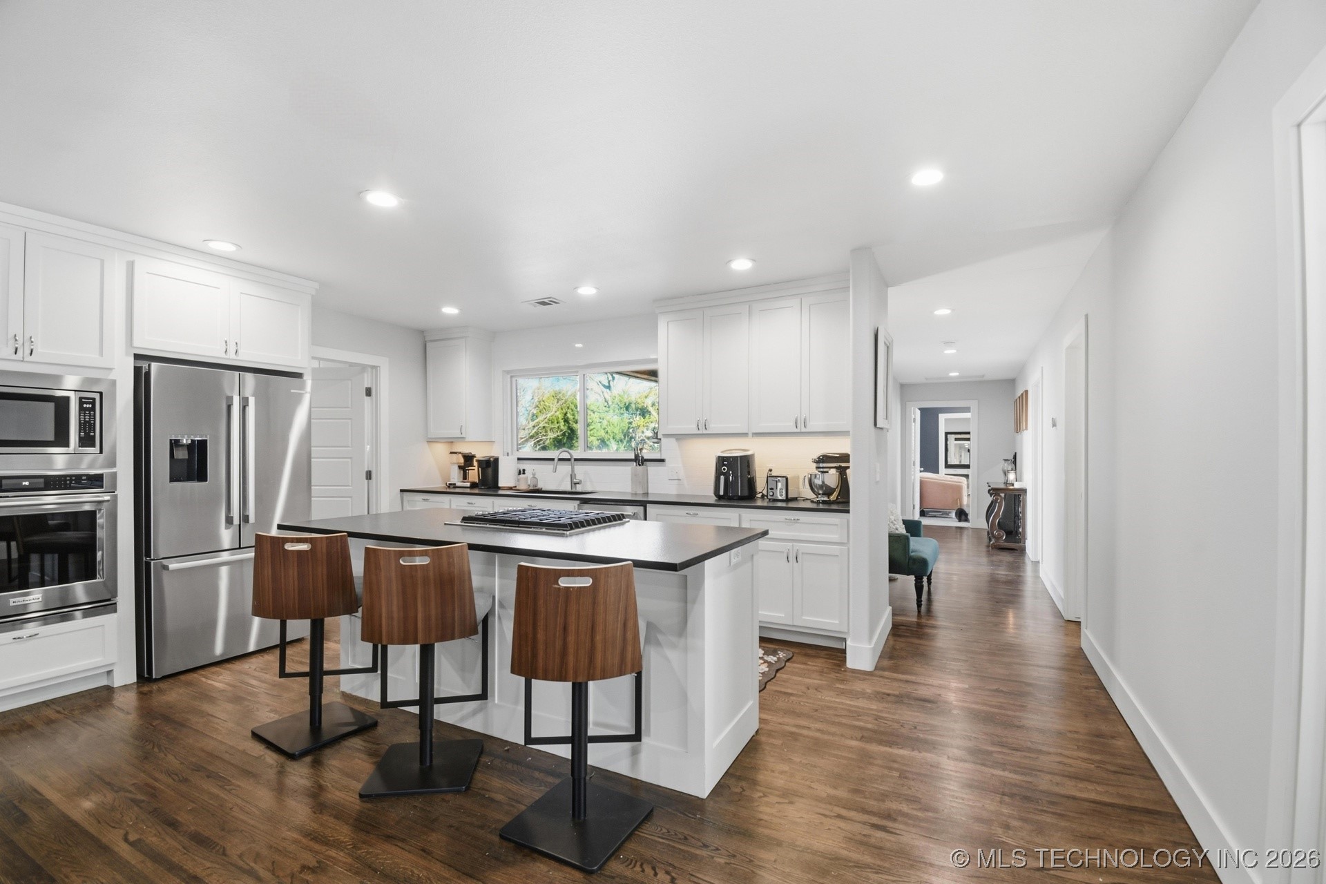 2205 S Florence Avenue Property Photo 15