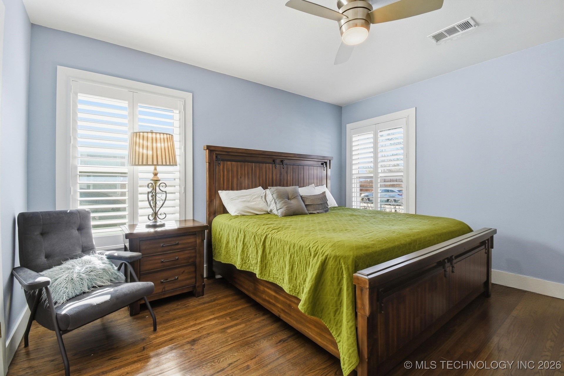 2205 S Florence Avenue Property Photo 17