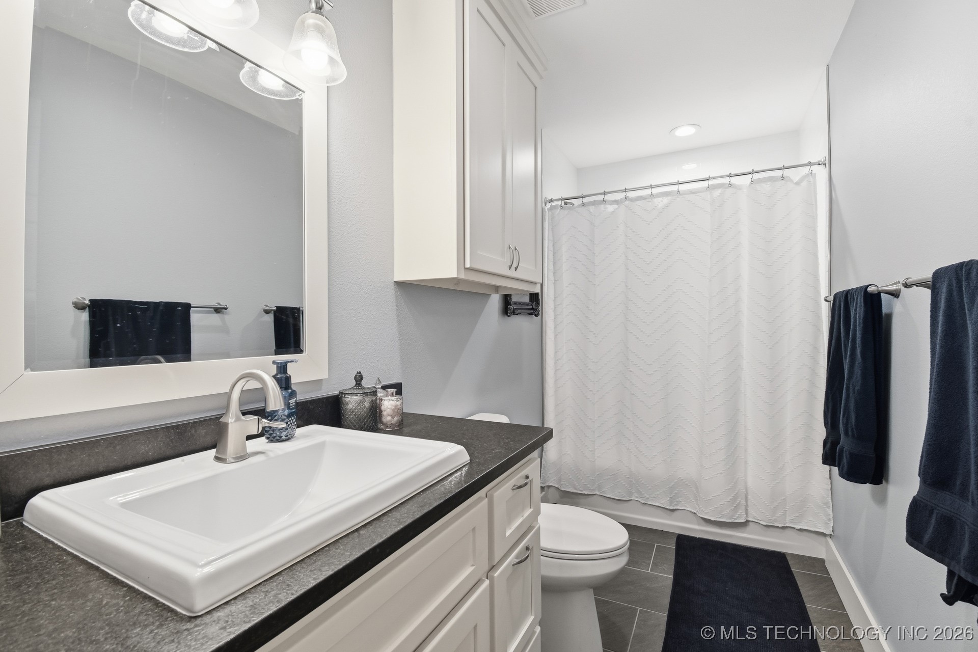 2205 S Florence Avenue Property Photo 19