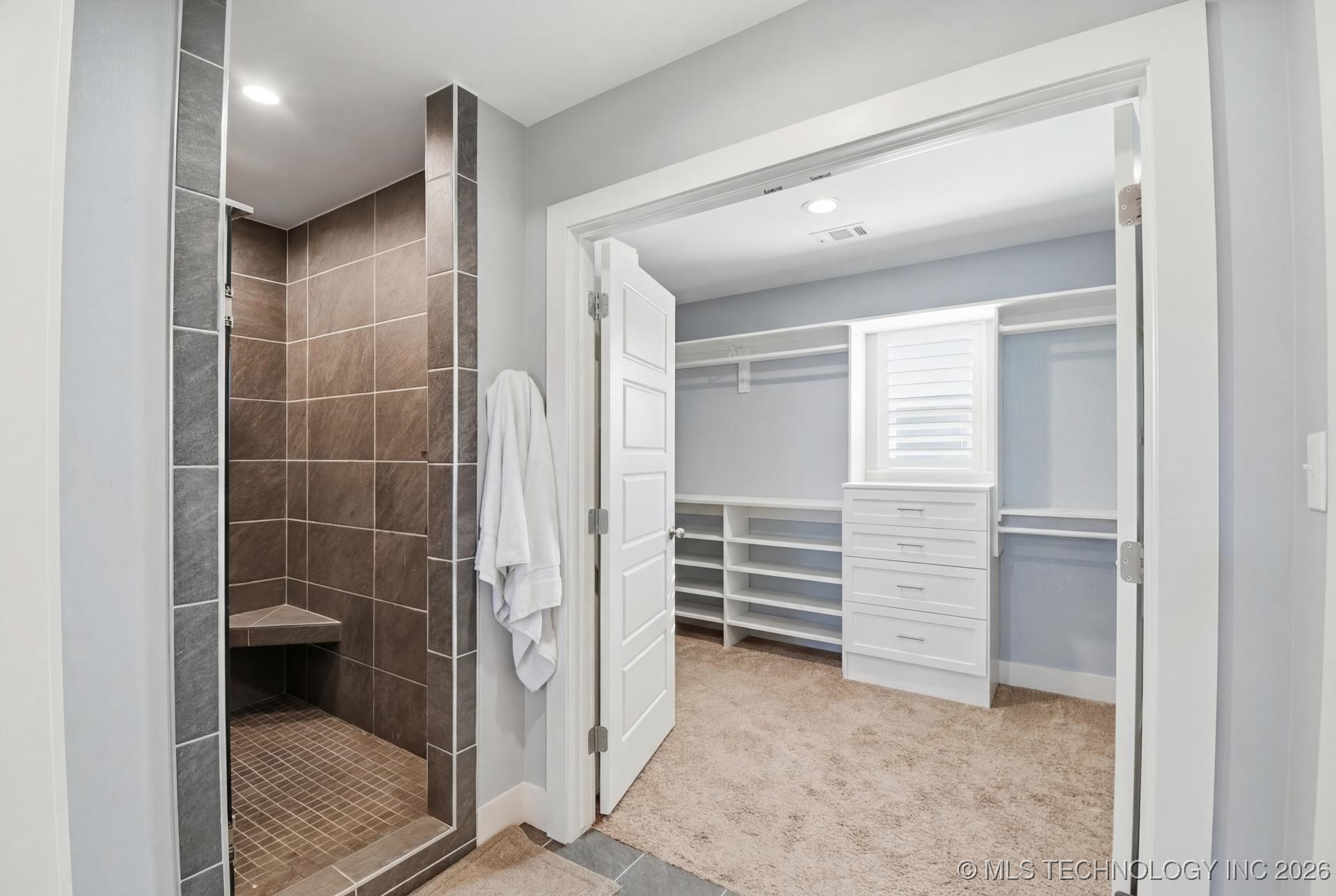 2205 S Florence Avenue Property Photo 31