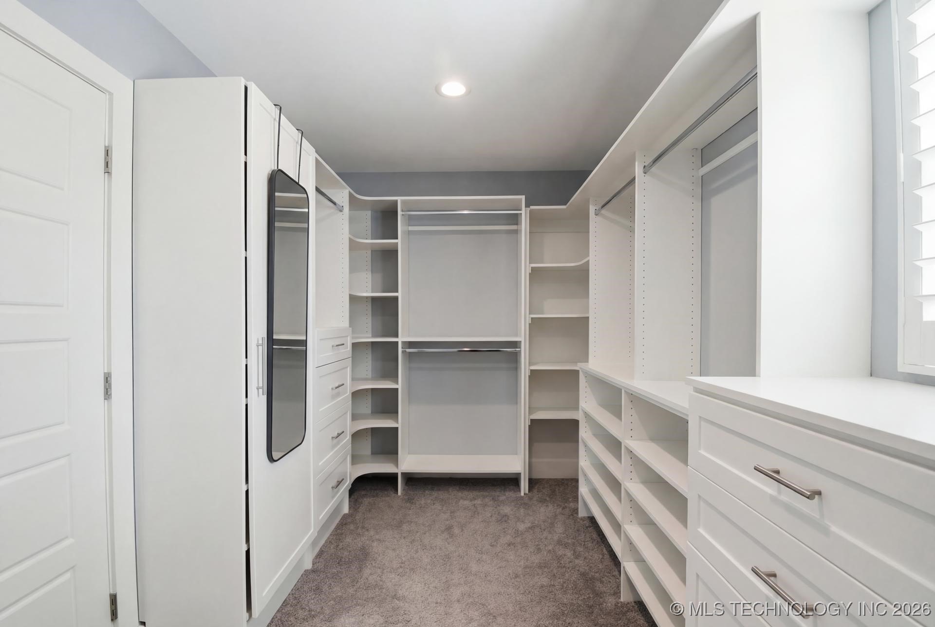 2205 S Florence Avenue Property Photo 32